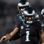 Eagles Snap Losing Skid, Beat Giants to Take NFC East Lead