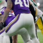 Packers Keep Playoff Hopes Alive With Convincing Win Over Rival Vikings
